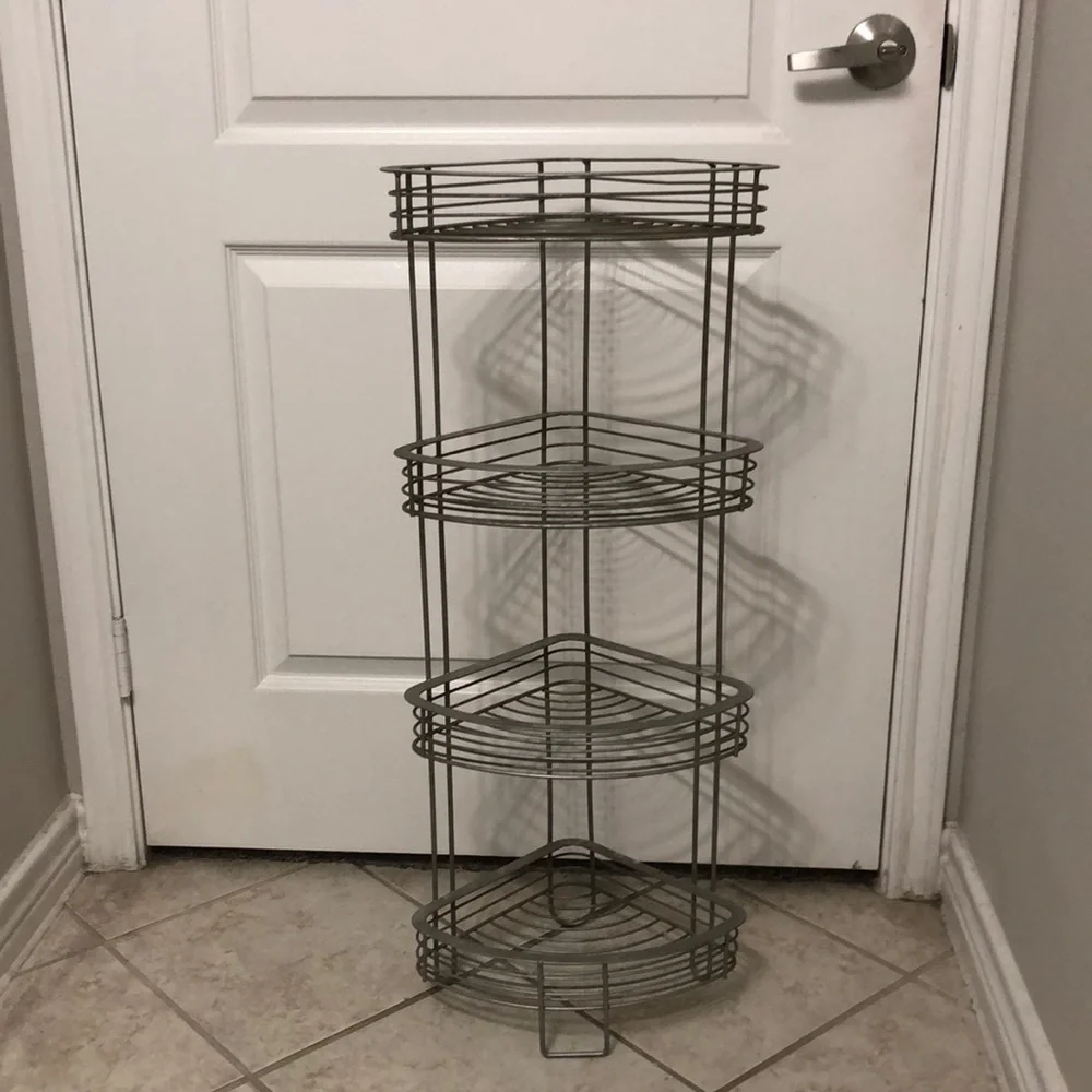 Bathroom shelf